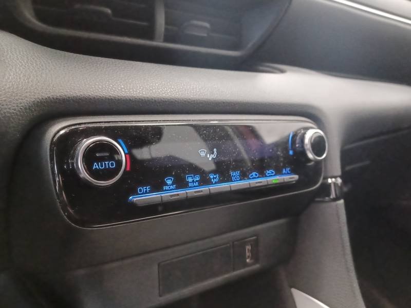 Toyota Yaris - Photo 21