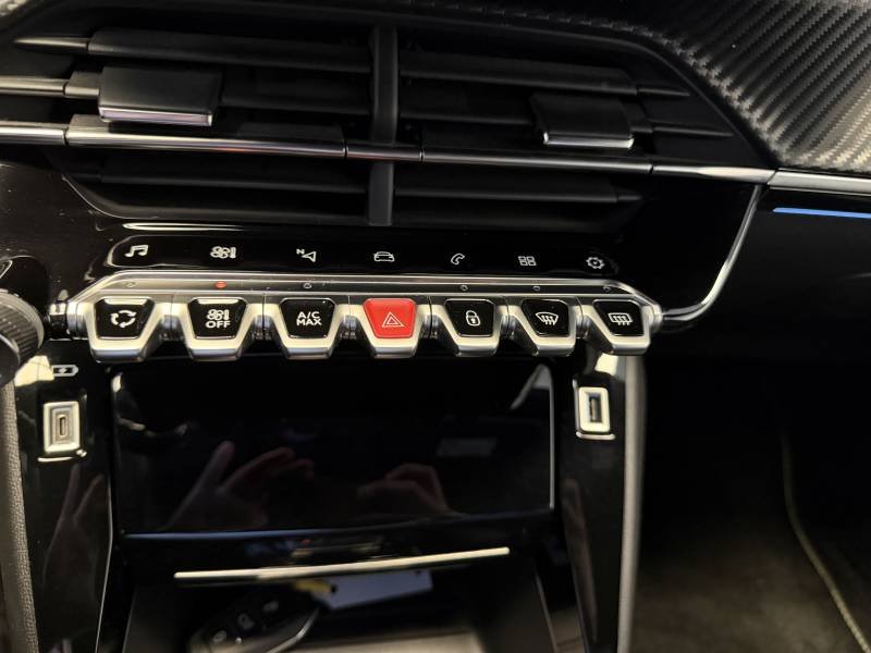 Peugeot 208 - Photo 23