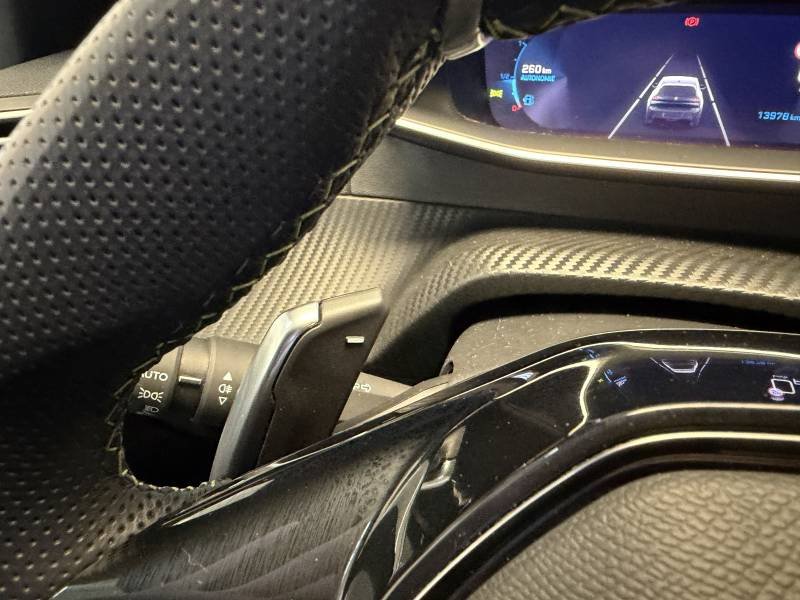 Peugeot 208 - Photo 32
