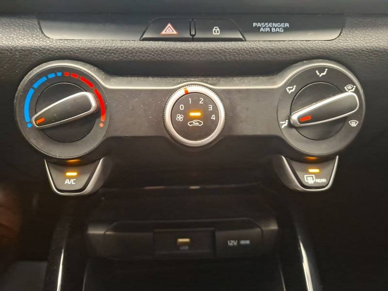 Kia Stonic - Photo 30
