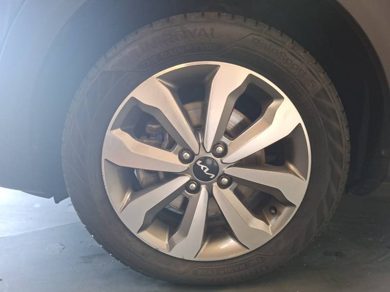 Kia Stonic - Photo 9