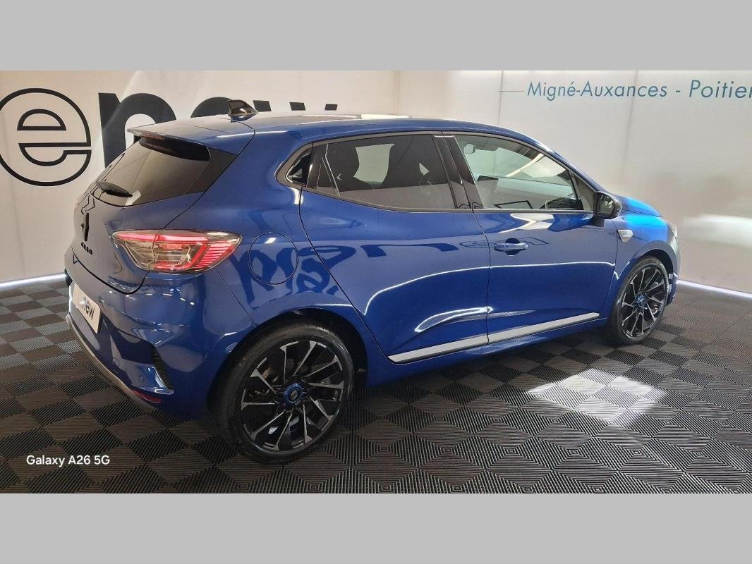 Renault Clio - Photo 17