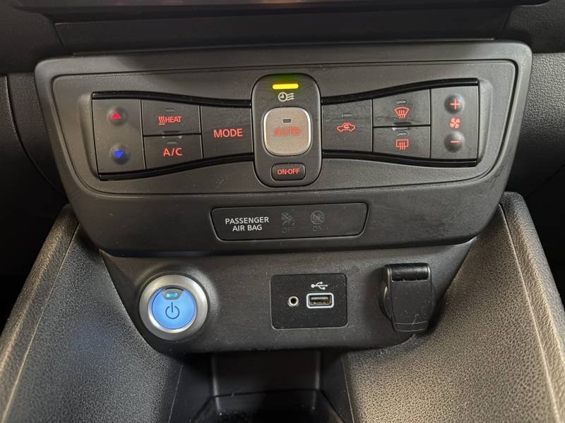 Nissan Leaf - Photo 20