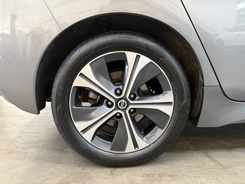 Nissan Leaf - Photo 25