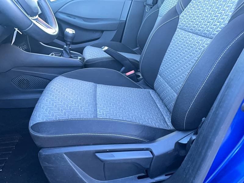 Renault Clio - Photo 24