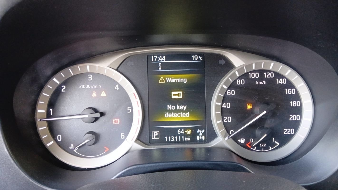 Nissan Navara - Photo 12