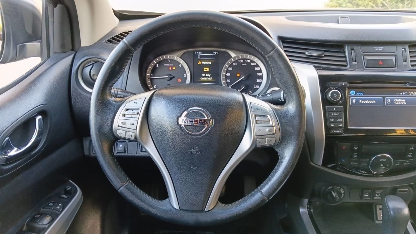 Nissan Navara - Photo 22