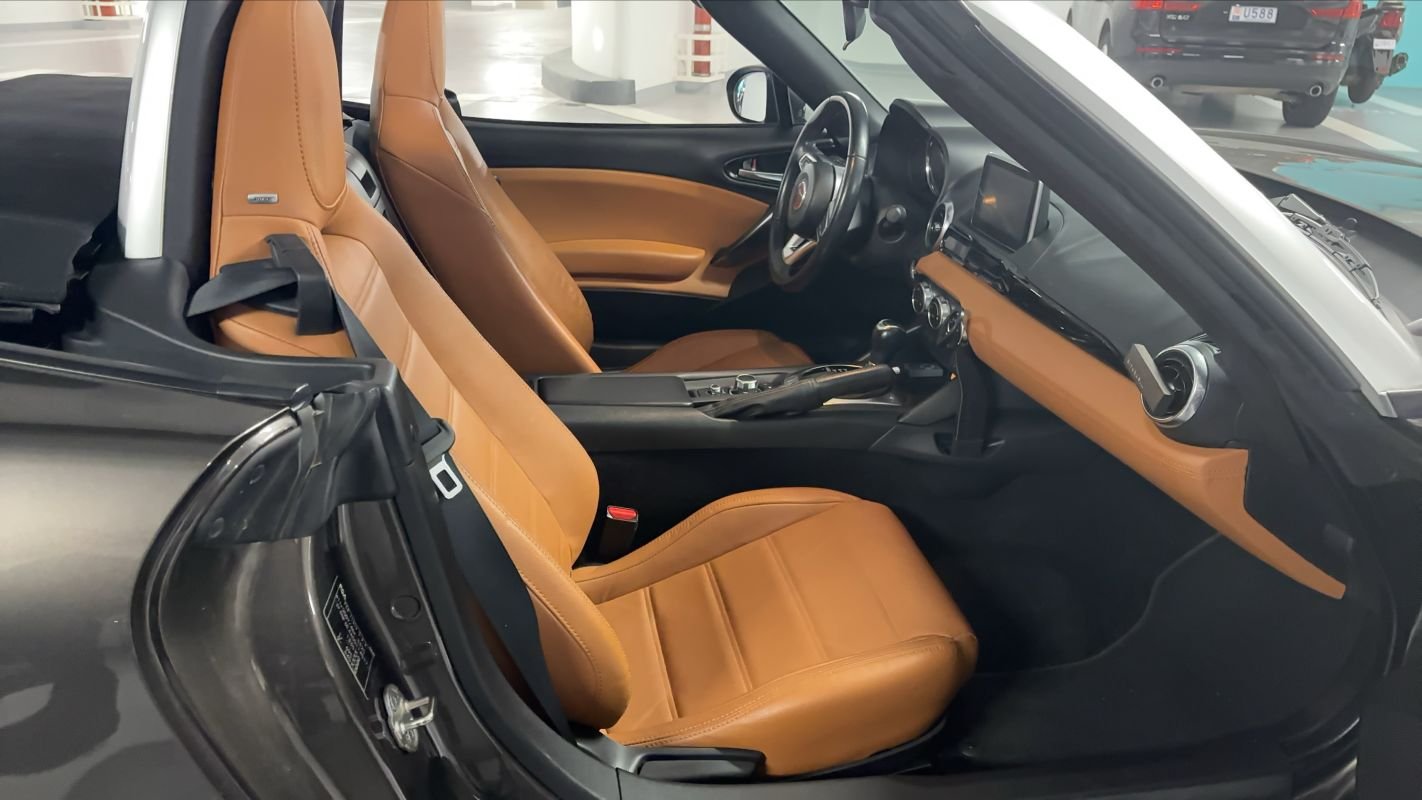 Fiat 124 Spider - Photo 26