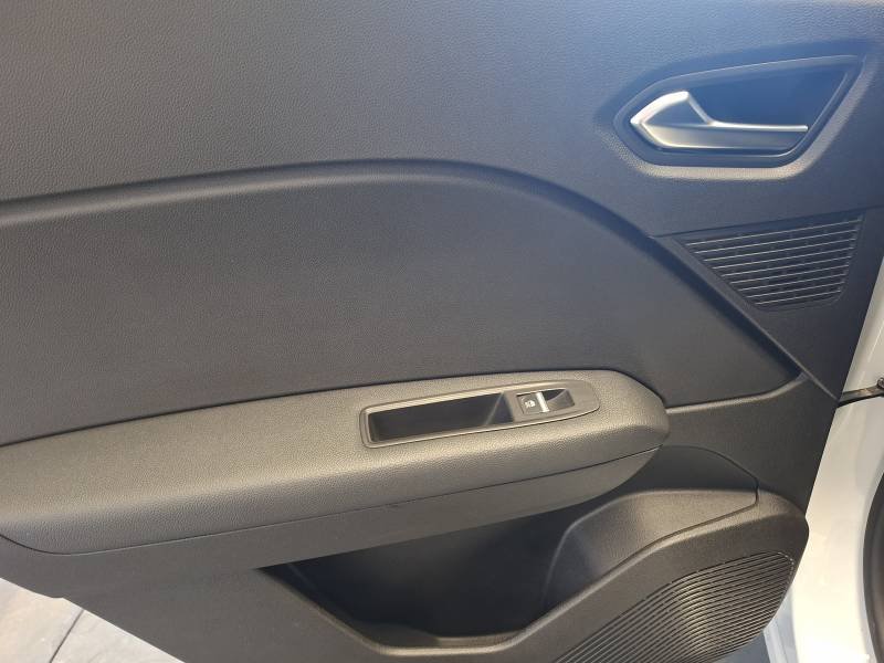 Renault Captur - Photo 18