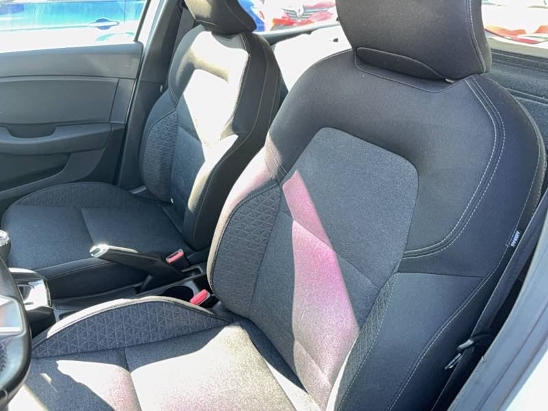 Renault Clio - Photo 18