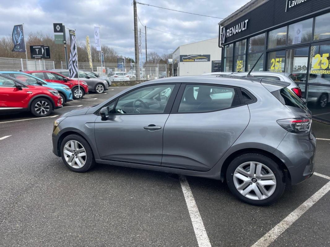 Renault Clio - Photo 2