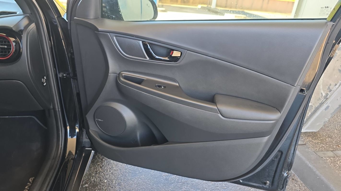 Hyundai Kona - Photo 22