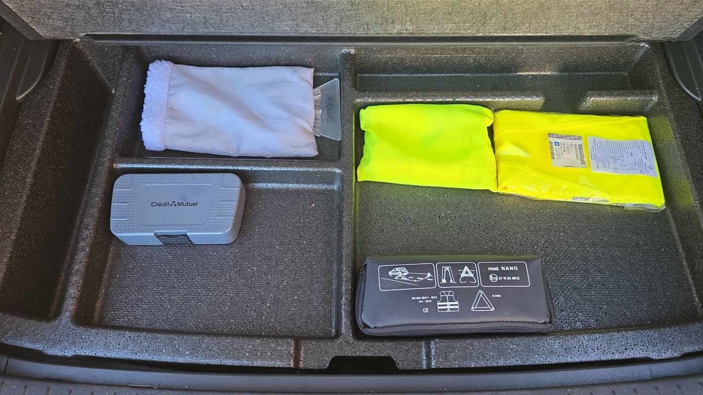 Hyundai Kona - Photo 25
