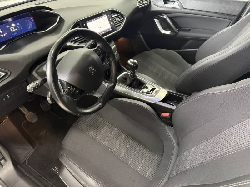 Peugeot 308 - Photo 22