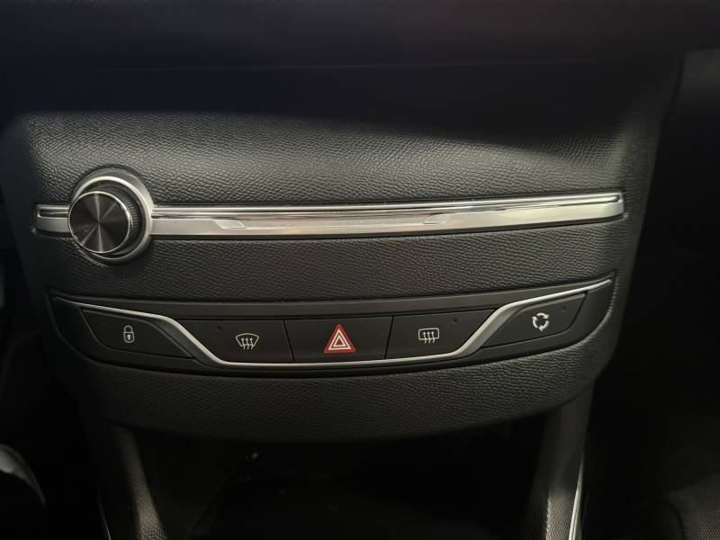 Peugeot 308 - Photo 32