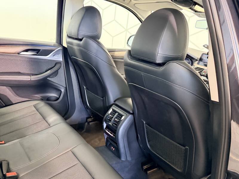 BMW X3 - Photo 31