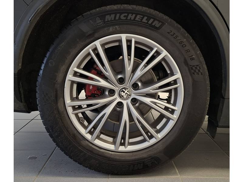 Alfa Romeo Stelvio - Photo 12