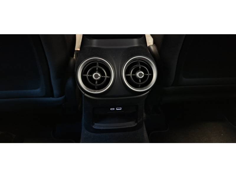 Alfa Romeo Stelvio - Photo 23
