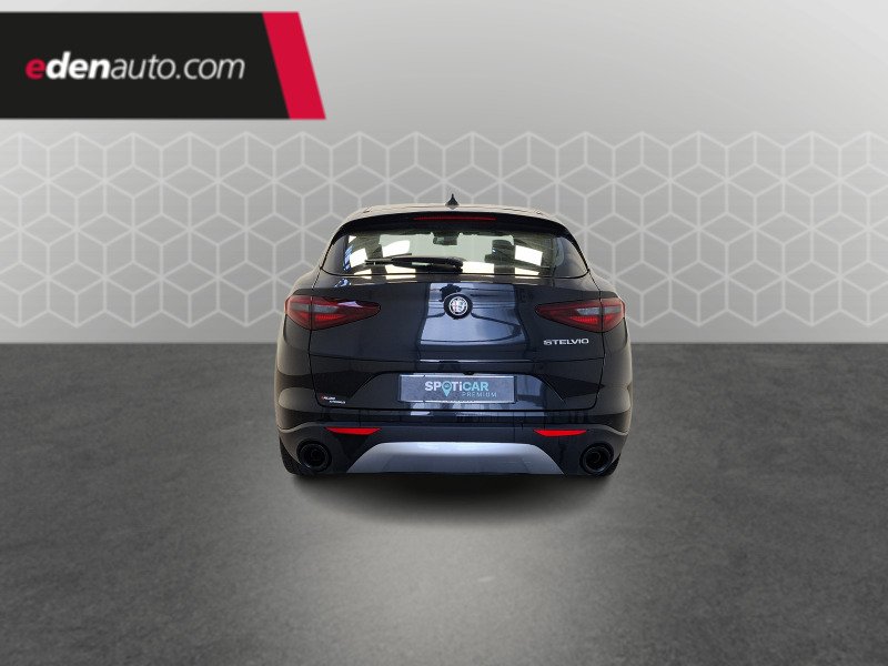 Alfa Romeo Stelvio - Photo 4