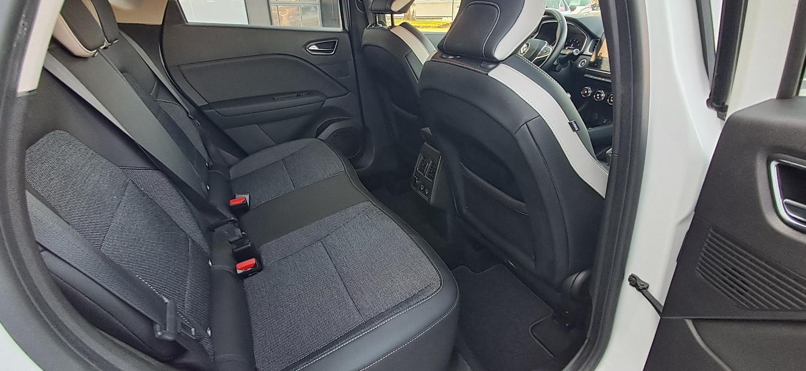 Renault Captur - Photo 9