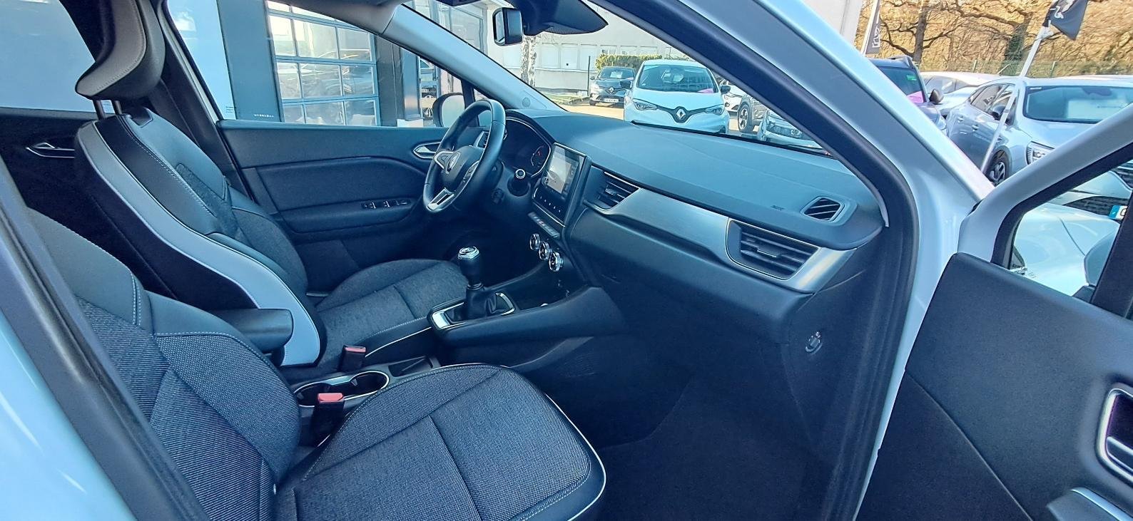 Renault Captur - Photo 10