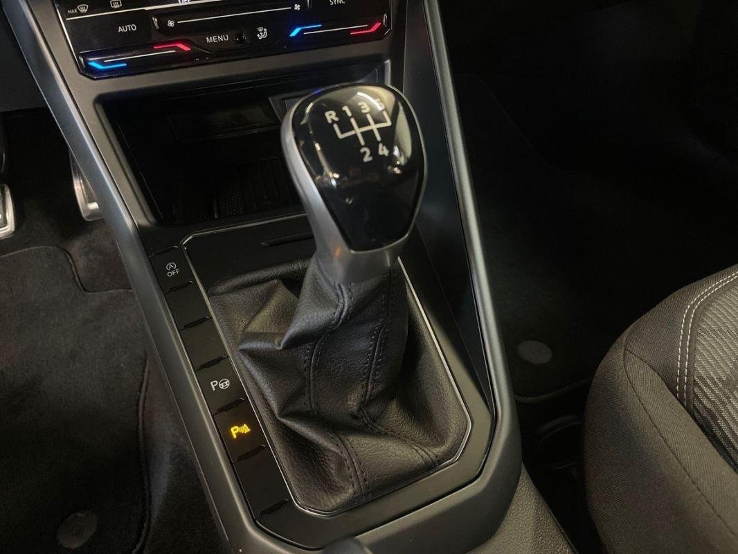 Volkswagen Polo - Photo 11