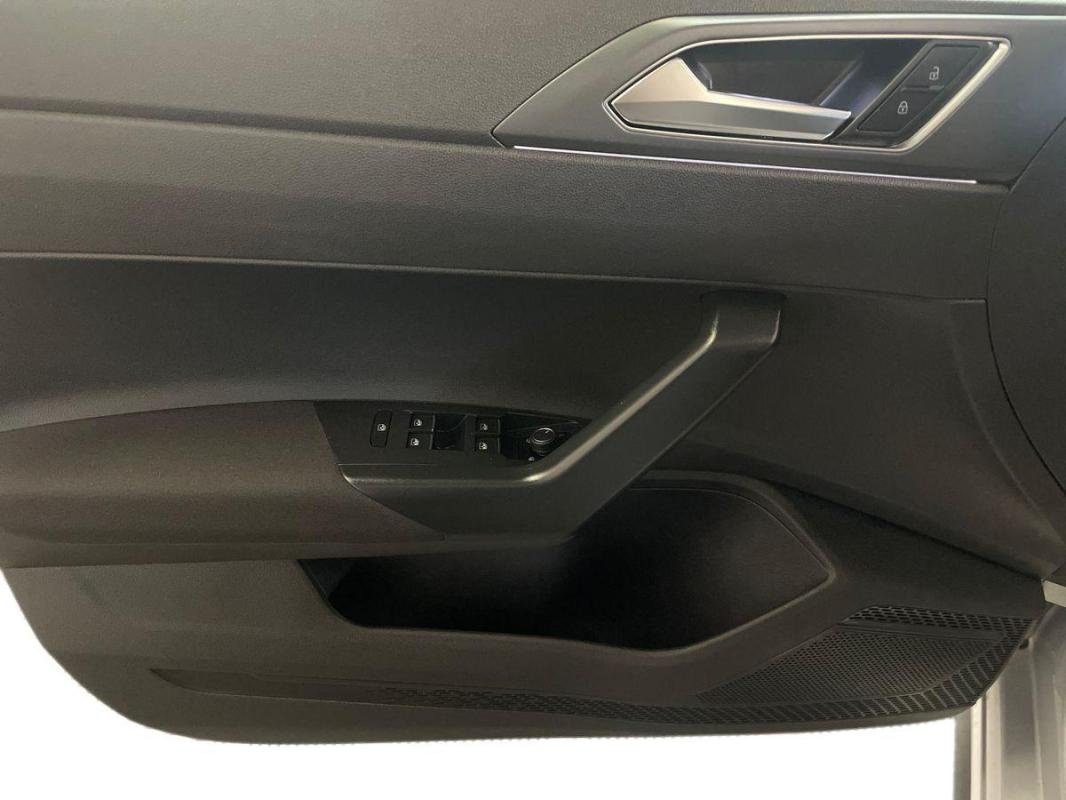 Volkswagen Polo - Photo 15