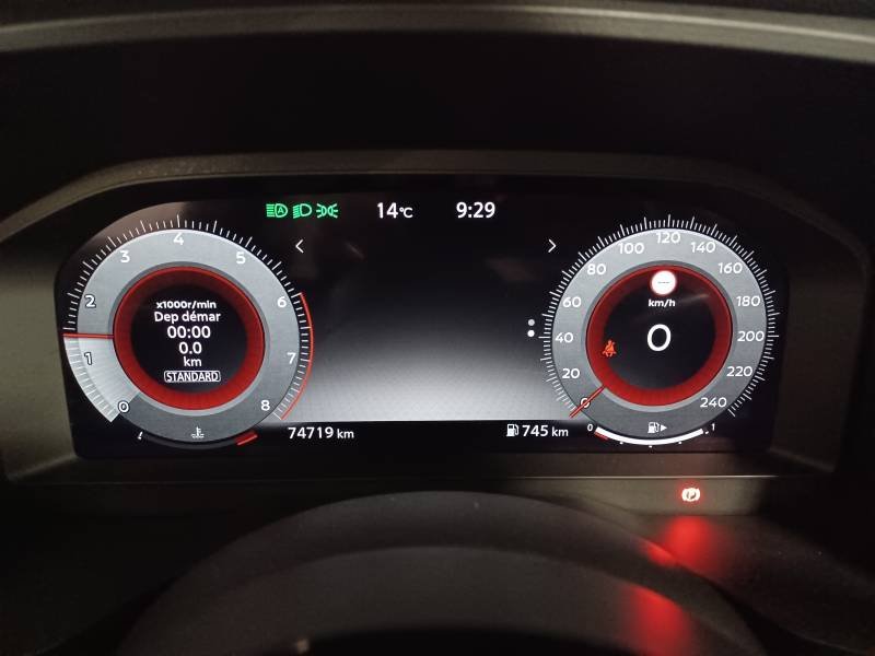 Nissan Qashqai - Photo 22