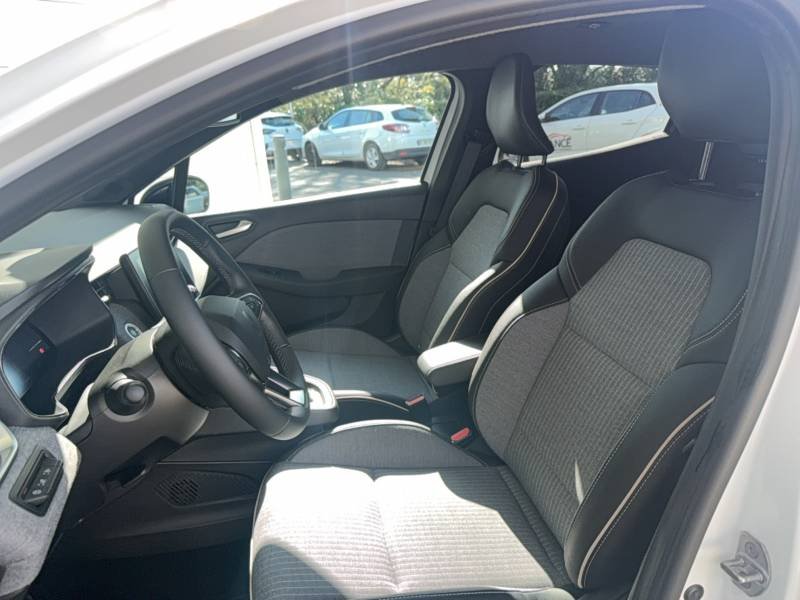 Renault Clio - Photo 18