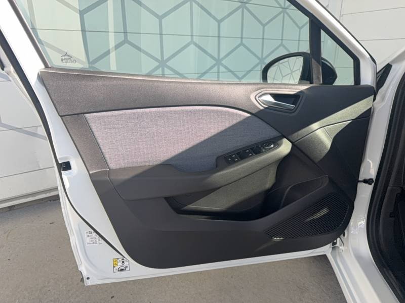 Renault Clio - Photo 19