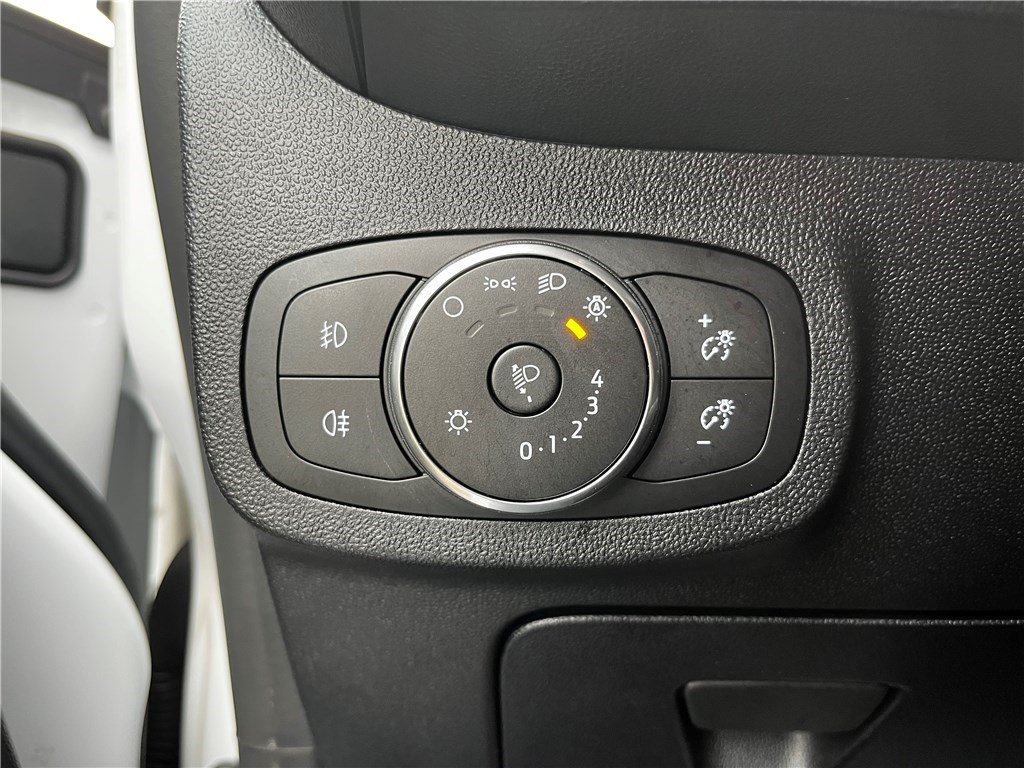 Ford Fiesta - Photo 23