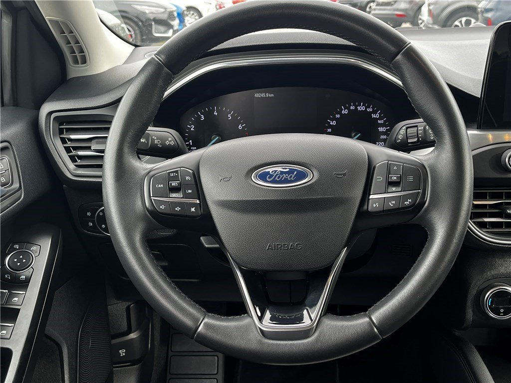 Ford Focus - Photo 16