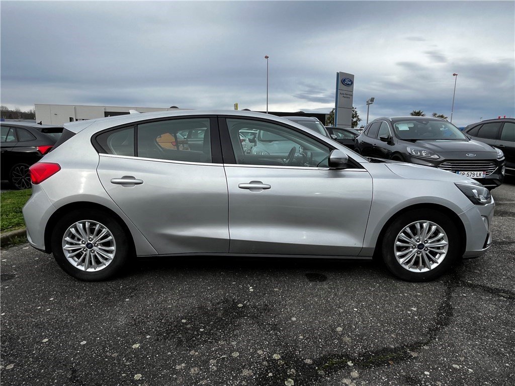 Ford Focus - Photo 8