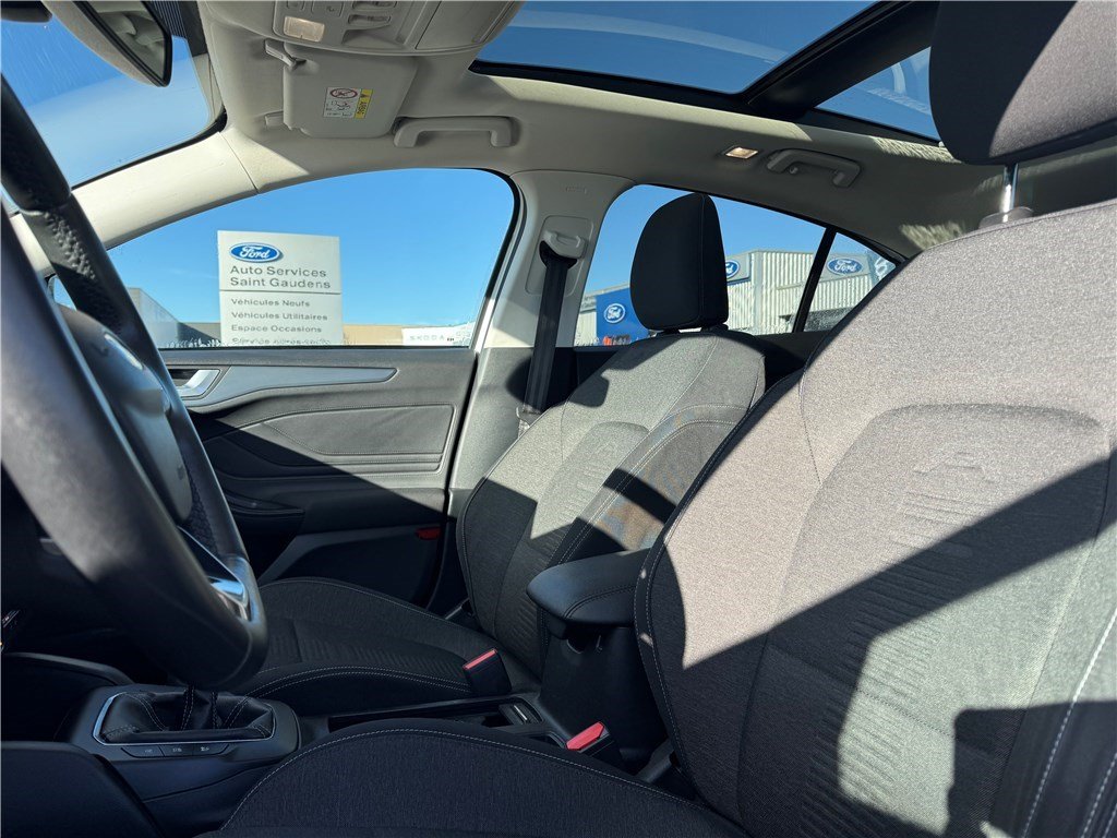 Ford Focus - Photo 13