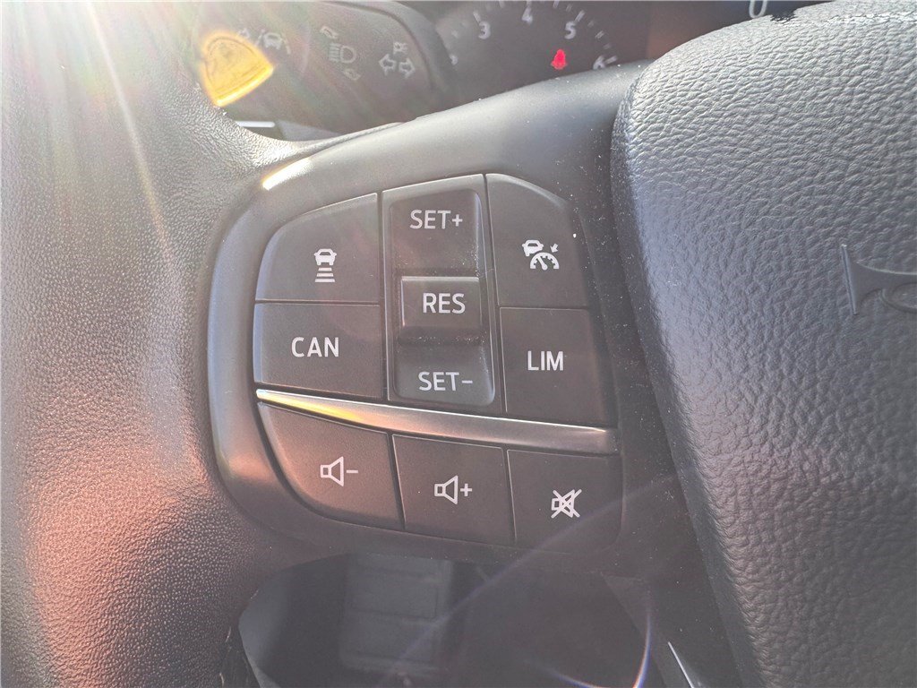 Ford Focus - Photo 16