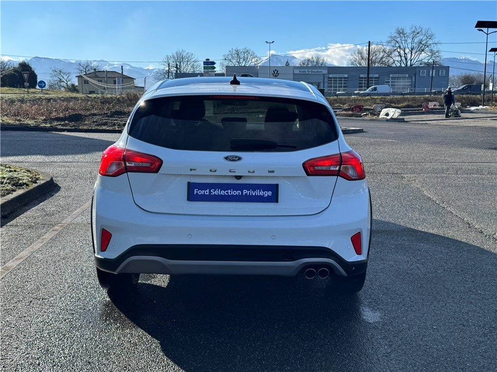Ford Focus - Photo 8