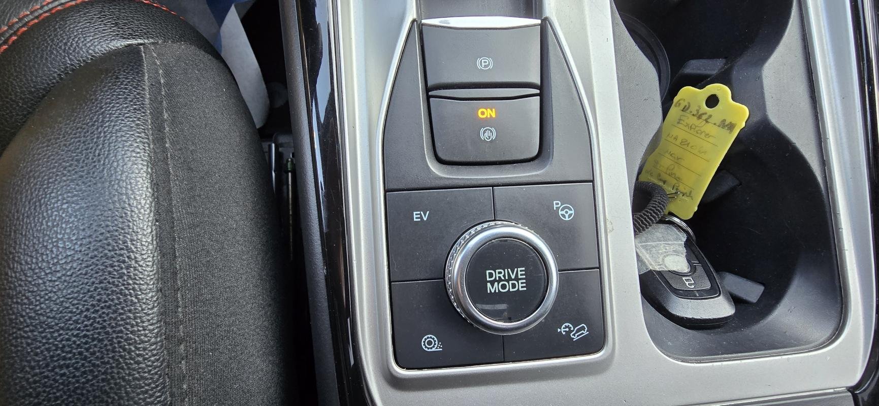 Ford Explorer - Photo 27