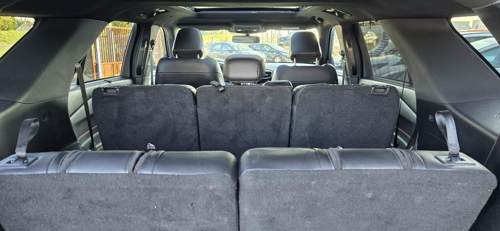 Ford Explorer - Photo 10