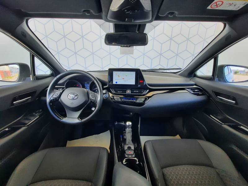 Toyota C-HR - Photo 11
