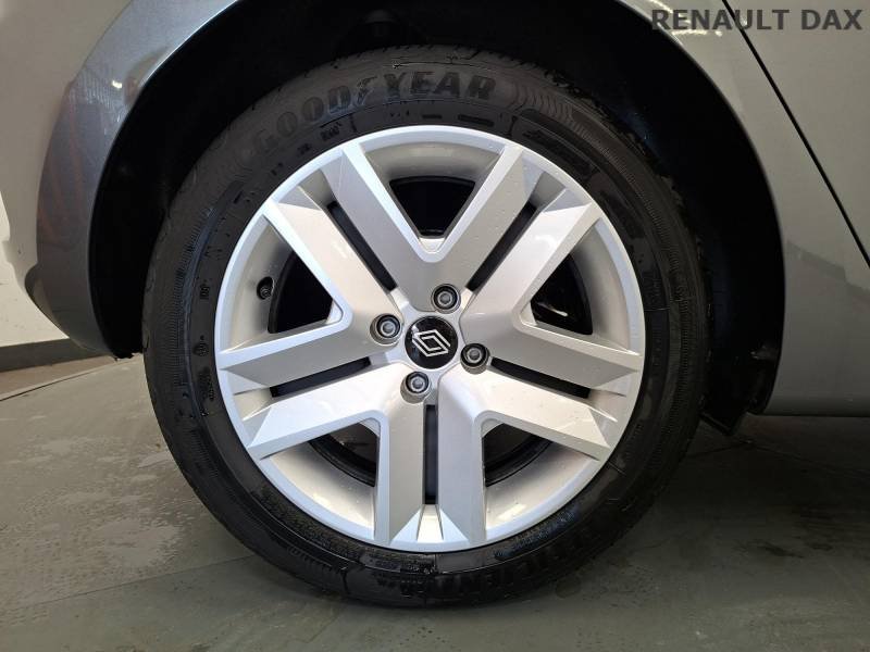 Renault Clio - Photo 14