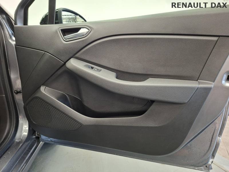 Renault Clio - Photo 19