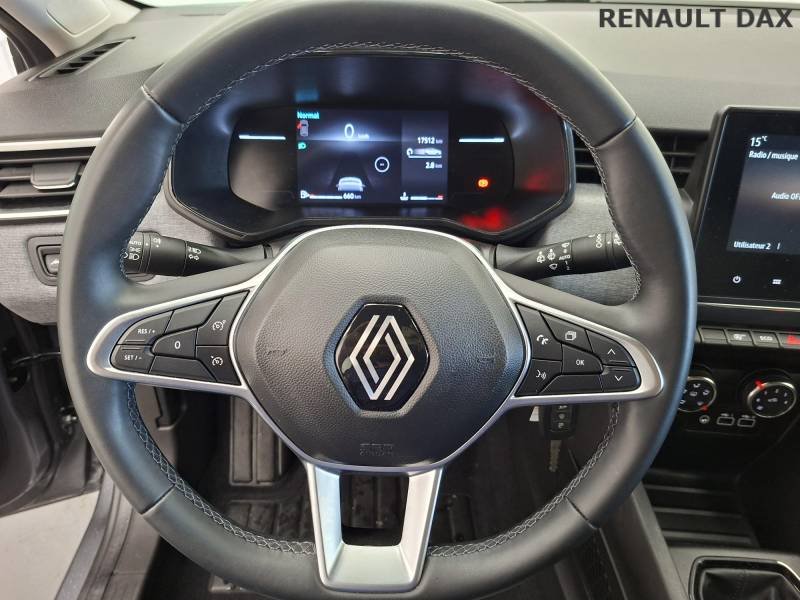 Renault Clio - Photo 31