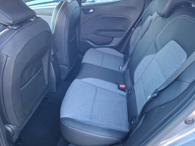 Renault Clio - Photo 17