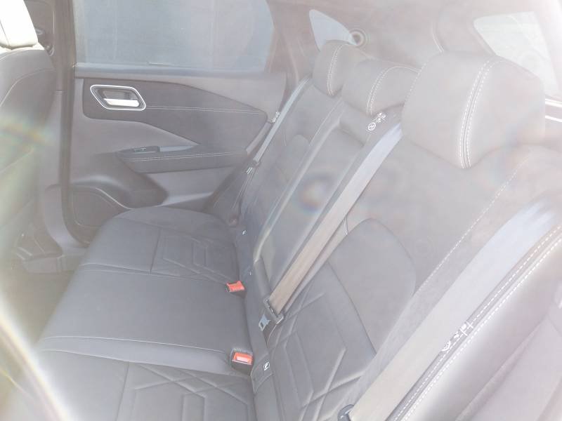 Nissan Qashqai - Photo 14