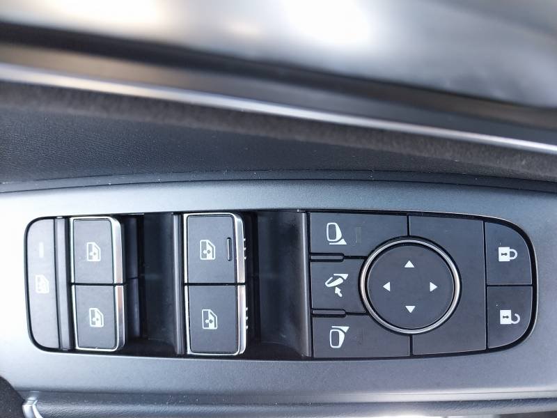 Nissan Qashqai - Photo 19
