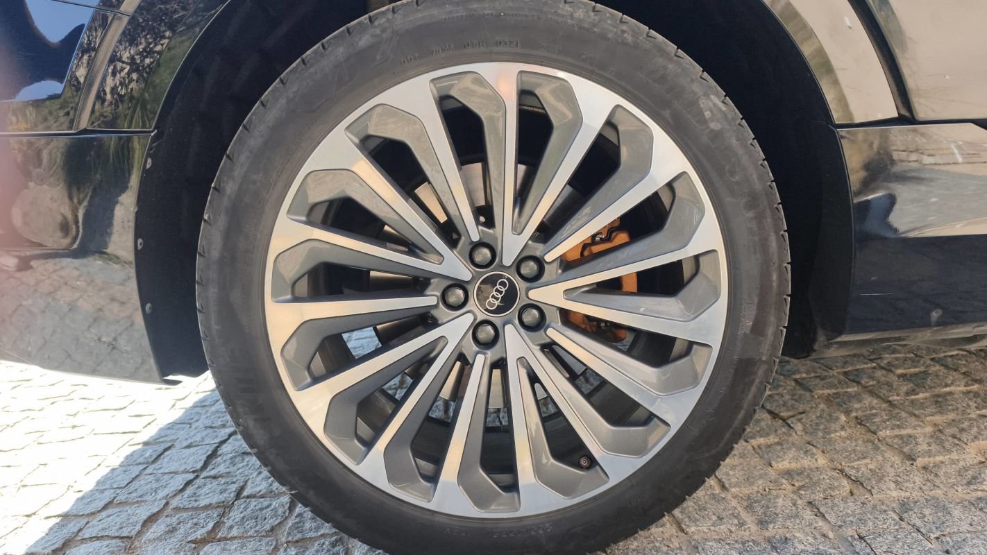 Audi e-tron - Photo 16