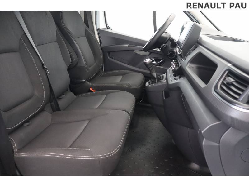 Renault Trafic - Photo 32