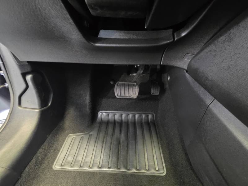 Peugeot 208 - Photo 27