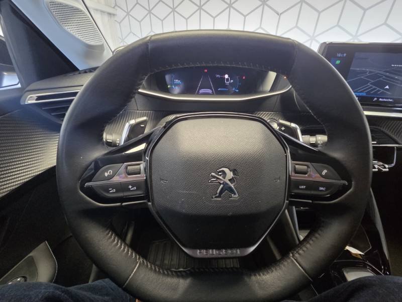 Peugeot 208 - Photo 36