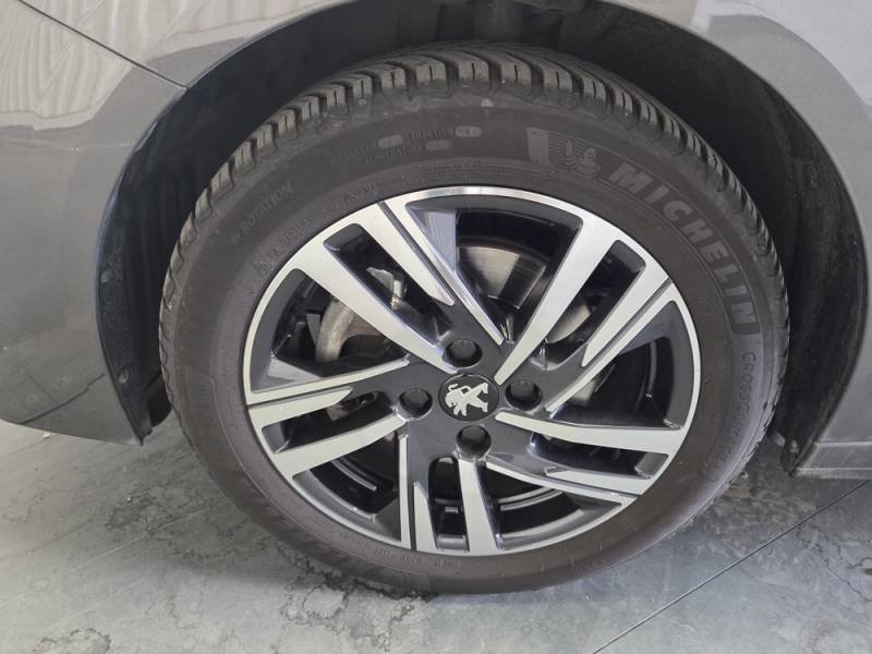 Peugeot 208 - Photo 43